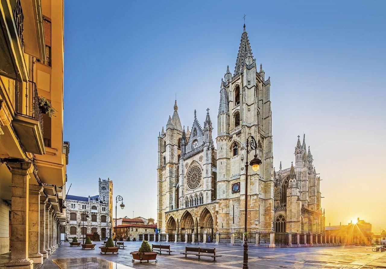 Bermejo Piso En El Centro Con Wifi Apartment เลออน ภายนอก รูปภาพ